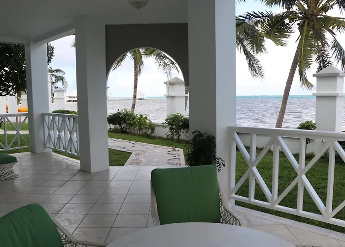 Hotel Grand Colony Island 4*