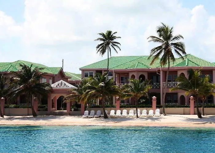 Grand Colony Island Hotel