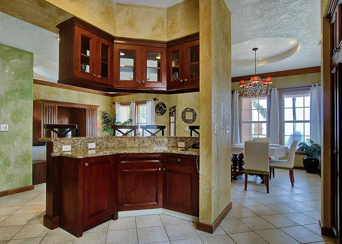 Grand Colony Island 4* San Pedro (Ambergris Caye)