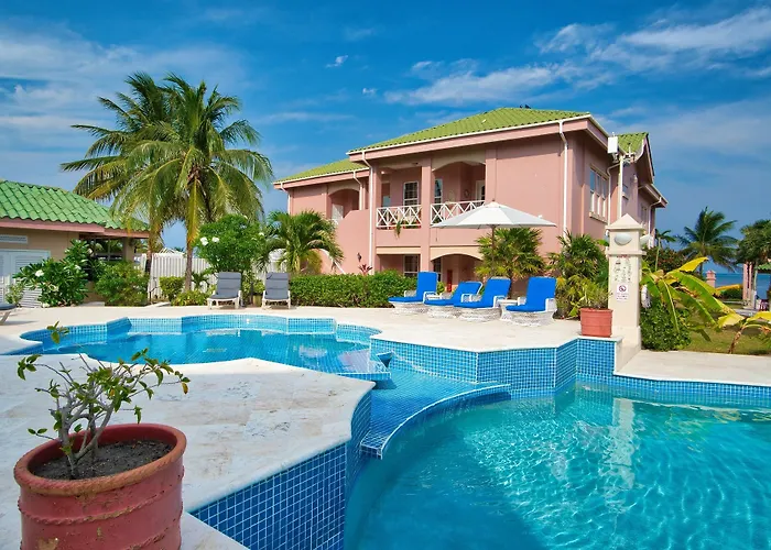 Grand Colony Island Hotel